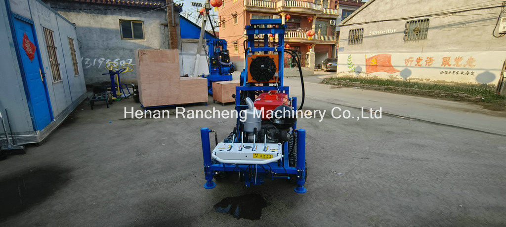 आसान संचालन RCS200C रबर क्रॉलर पोर्टेबल ड्रिलिंग रिग 150 मीटर गहराई 450 मिमी व्यास के साथ