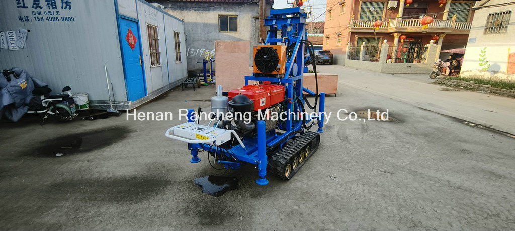 आसान संचालन RCS200C रबर क्रॉलर पोर्टेबल ड्रिलिंग रिग 150 मीटर गहराई 450 मिमी व्यास के साथ