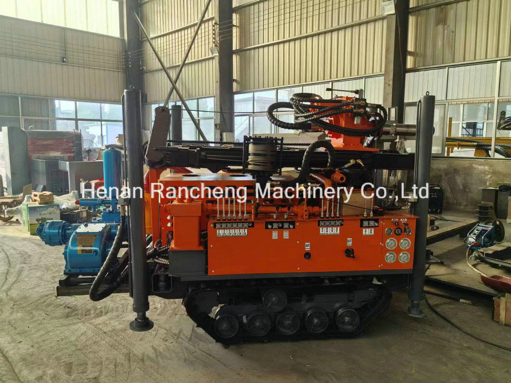 बोरहोल के लिए 77.3KW यूचाई इंजन के साथ 180 मीटर मिनी क्रॉलर वाटर वेल ड्रिलिंग रिग