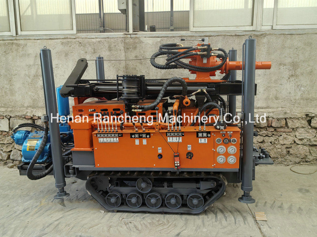 बोरहोल के लिए 77.3KW यूचाई इंजन के साथ 180 मीटर मिनी क्रॉलर वाटर वेल ड्रिलिंग रिग