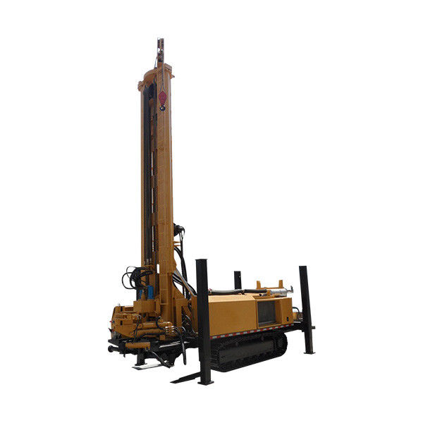 RCF800C 800m ड्रिलिंग रिग Cummins इंजन स्टील क्रॉलर प्रकार कुएं ड्रिलिंग रिग
