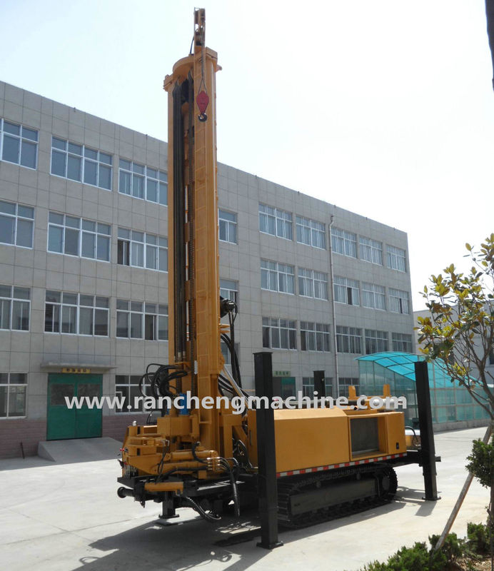 RCF800C 800m ड्रिलिंग रिग Cummins इंजन स्टील क्रॉलर प्रकार कुएं ड्रिलिंग रिग