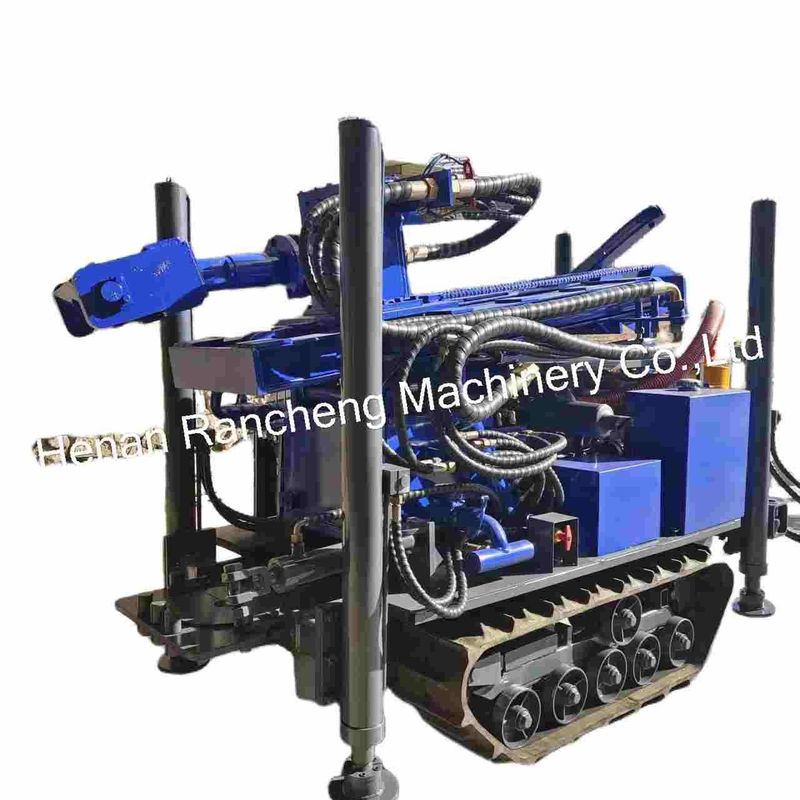 उच्च प्रदर्शन वाली 180 मीटर छोटी क्रॉलर वाटर वेल ड्रिलिंग रिग मशीन 77.3KW यूचाई इंजन के साथ