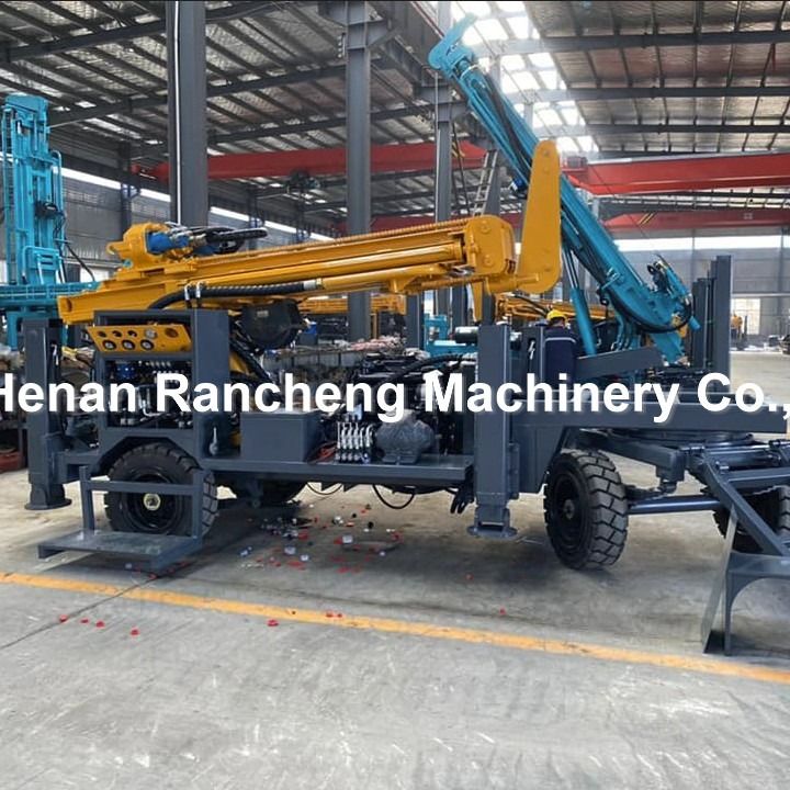 220m 65KW क्वानचाई इंजन पहिया घुड़सवार जल कुएं ड्रिलिंग रिग 13T उठाने बल के साथ
