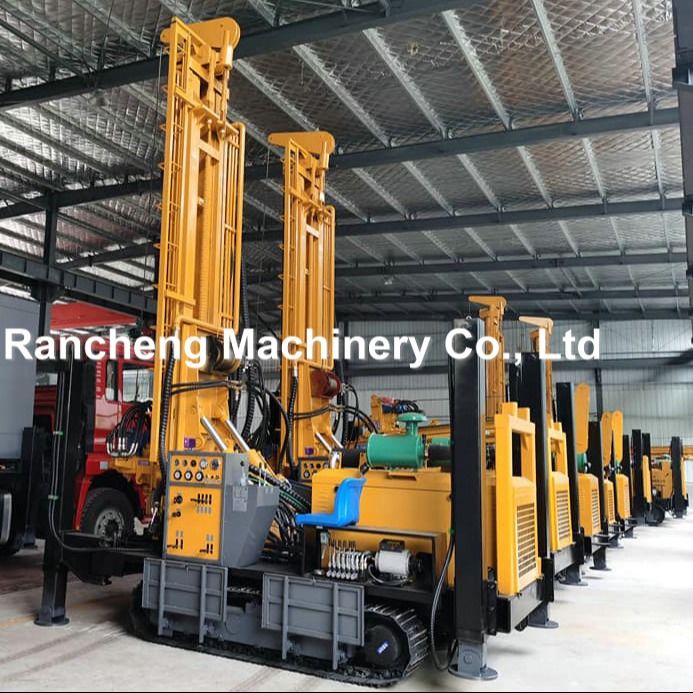 RCF800C बहुआयामी ड्रिलिंग रिग 800 मीटर गहराई हाइड्रोलिक बोरहोल रिग 154KW कमिंस इंजन के साथ