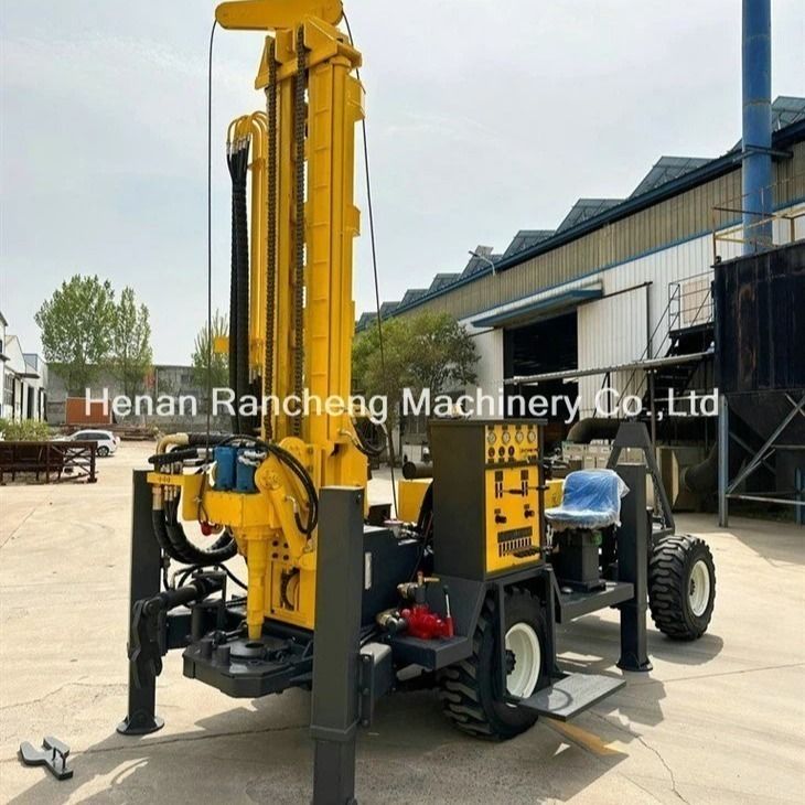 पोर्टेबल RCF220W बोरहोल ड्रिलिंग मशीन 1.4T विंच लिफ्टिंग फोर्स के साथ