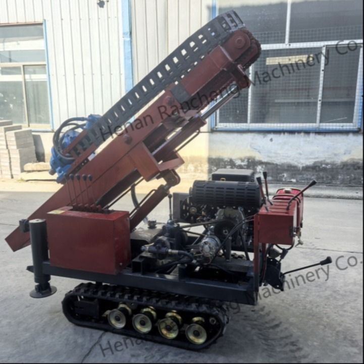 RCKM-30s छोटा हाइड्रोलिक पाइल ड्राइवर सौर पाइल स्थापना के लिए 28HP पेट्रोल इंजन से लैस, कुशल और सटीक