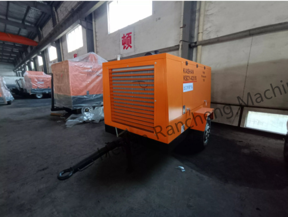 KSCY-400/14.5K 400cfm डीजल पोर्टेबल स्क्रू एयर कंप्रेसर कमिंस इंजन के साथ