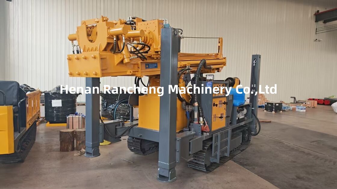 300 मीटर बोरिंग गहराई जल कुएं क्रॉलर प्रकार ड्रिलिंग रिग मशीन 85KW युचाई इंजन