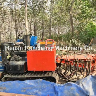 60-80 मीटर गहराई 32HP डीजल इंजन के साथ छोटी हाइड्रोलिक थ्रश बोरिंग मशीन